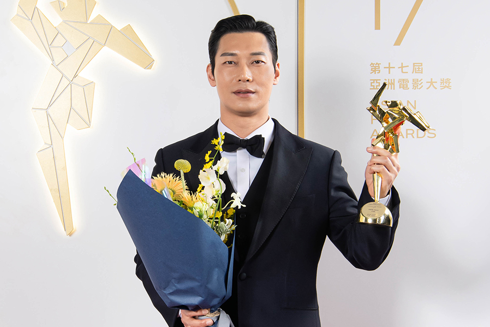 朴勳憑《12.12 首爾之春》勇奪第17屆亞洲電影大獎最佳男配角。